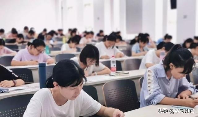 探究六级考试及格分数的背后意义