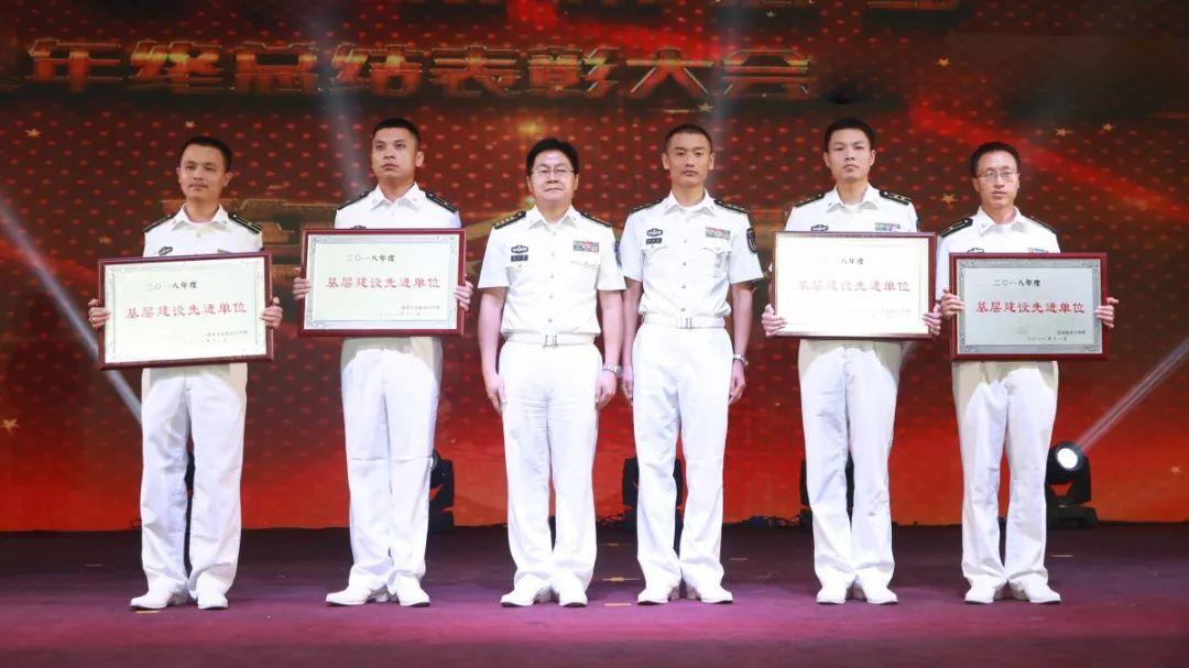 大学生义务兵，青春之光闪耀军营