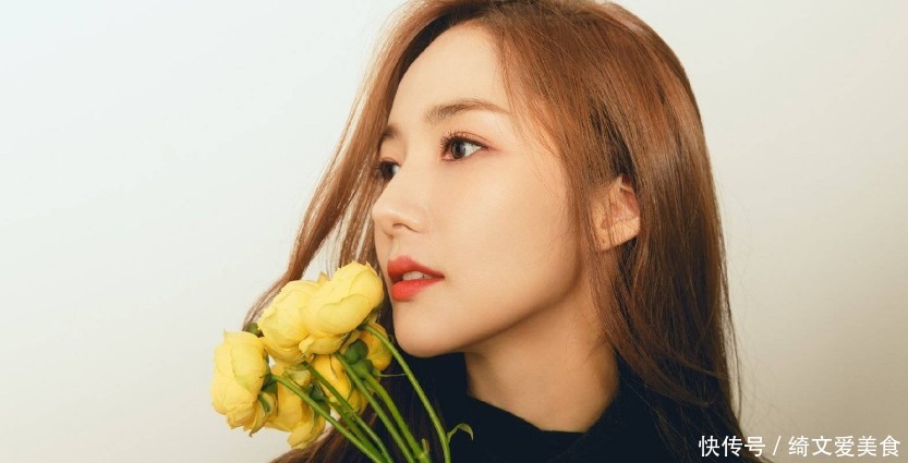 两张脸的韩国，美丽与真实的交织两张脸是什么意思{
