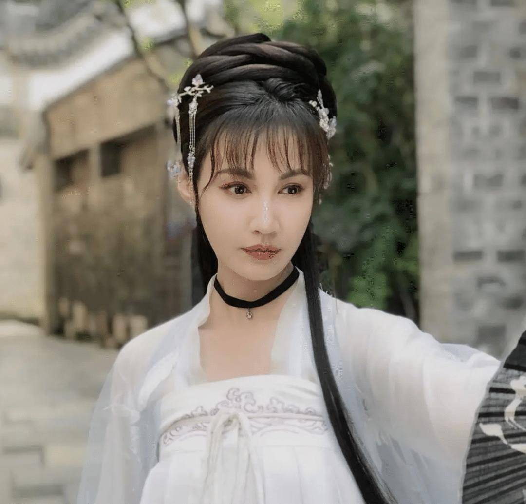 两张脸的婴儿，神秘与希望并存两张脸的婴儿图片{